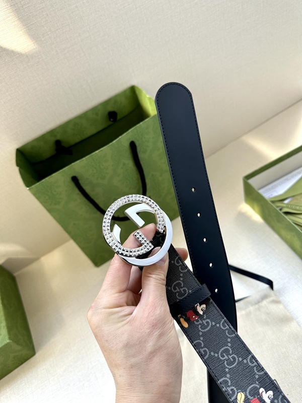 グッチベルト激安着用イメージ